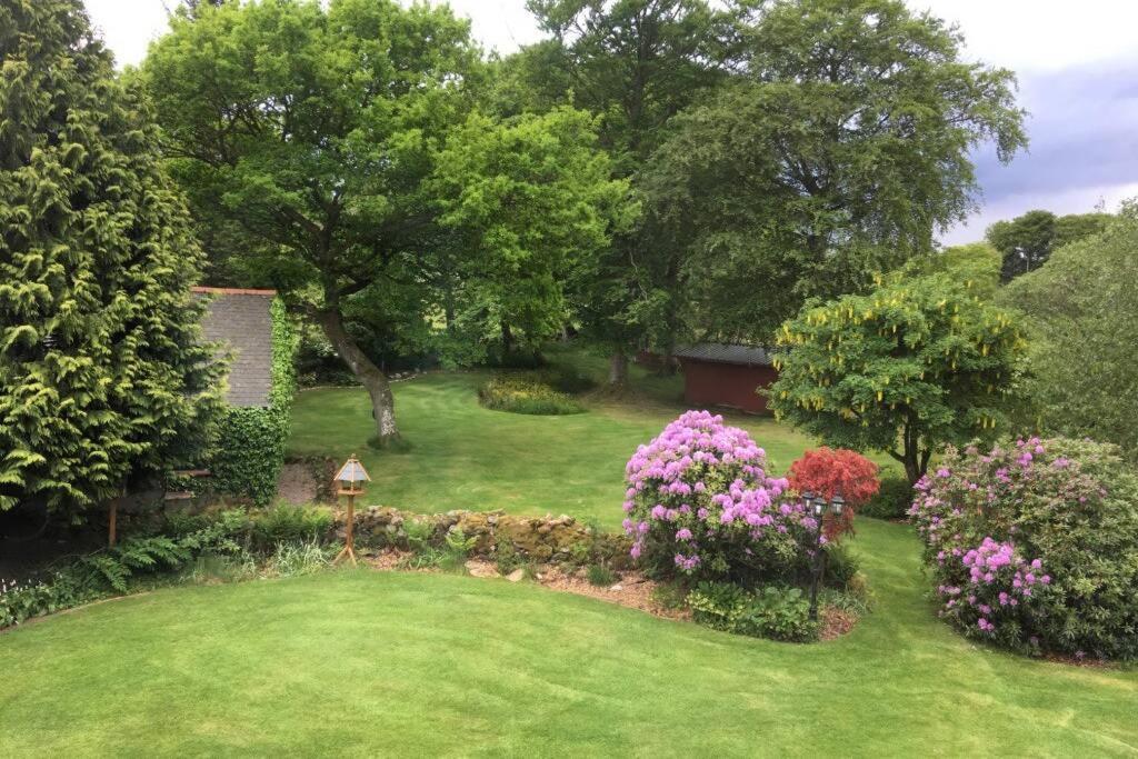 Serene Countryside Home With Manicured Gardens Stonehaven Luaran gambar
